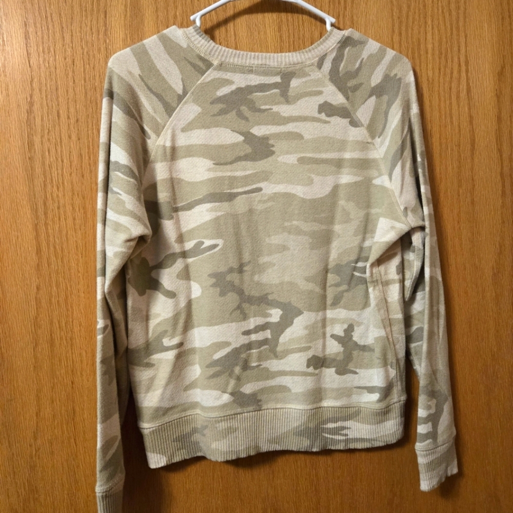 Rails Theo Oatmeal Camo Top - Picture 2 of 5